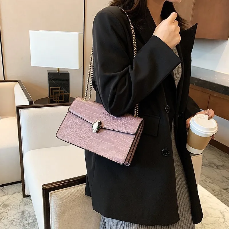 Women's 2023 New Double-compartment Crossbody Small Square Bag Crocodile Shoulder Bag
Women's 2023 New Double-compartment Crossbody Small Square Bag Crocodile Shoulder Bag
