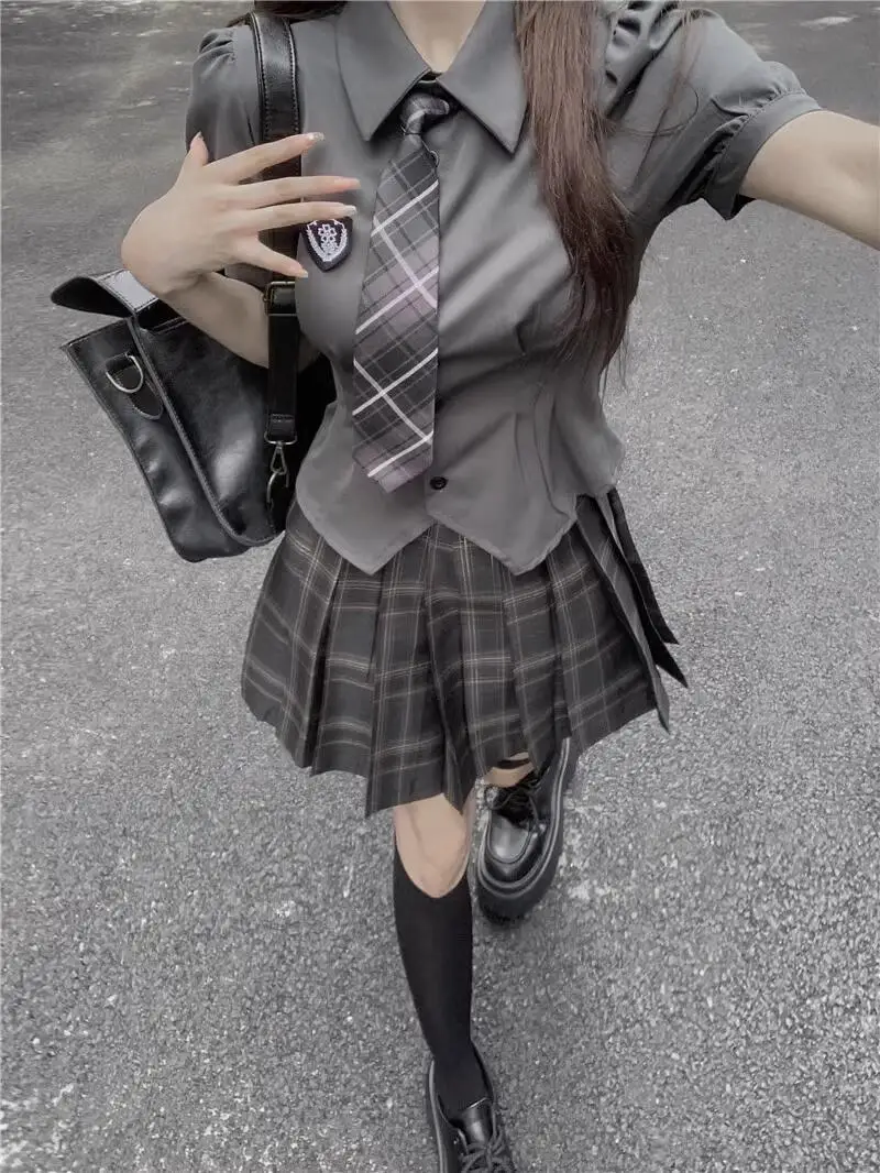 jk uniform vintage waisted bubble sleeve shirt high waisted plaid pleated skirt suit summer college style teenage sense ofageing
jk uniform vintage waisted bubble sleeve shirt high waisted plaid pleated skirt suit summer college style teenage sense ofageing