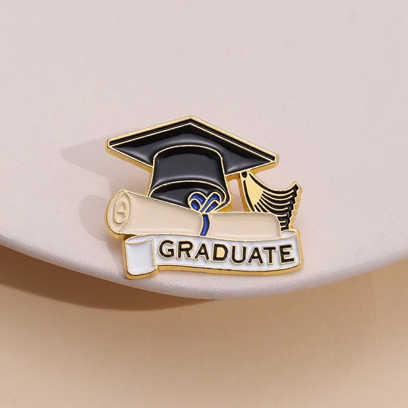 

Graduation Enamel Pins Custom Students Bachelor Cap Brooches Lapel Badges Best Wishes Jewelry Gift for Kids Friends
