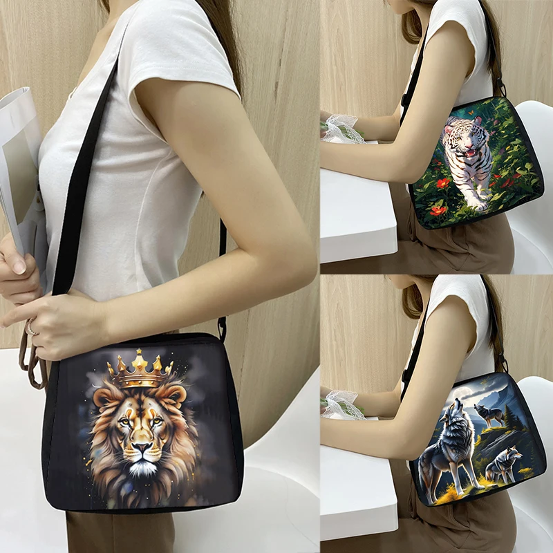 

Lion with Crown Print Shoulder Bag Colorful Tiger Adjustable Underarm Bags for Travel Women Handbag Howling Wolf Crossbody Bags