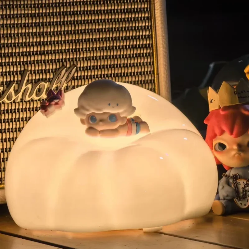 Original Dimoo Cloud Ceramic Lamp Home Decoration Tabletop Decoration Kawaii Figurine Small Night Light Light Birthday Gifts
Original Dimoo Cloud Ceramic Lamp Home Decoration Tabletop Decoration Kawaii Figurine Small Night Light Light Birthday Gifts