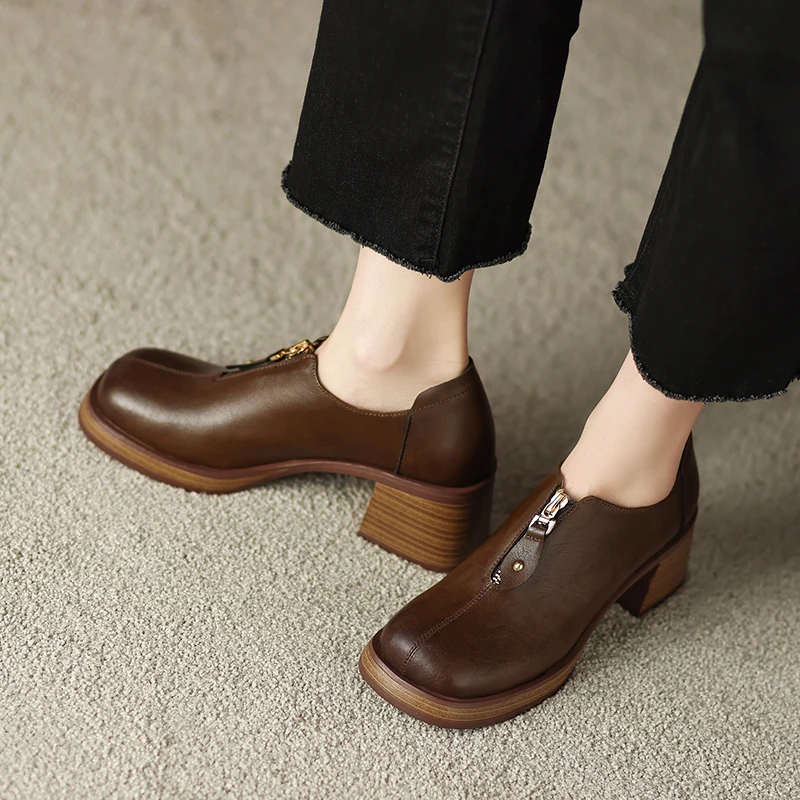 2023 new spring women pumps natural leather 22-24.5cm length cowhide upper Cross loop belt thick heel single shoes loafers
2023 new spring women pumps natural leather 22-24.5cm length cowhide upper Cross loop belt thick heel single shoes loafers