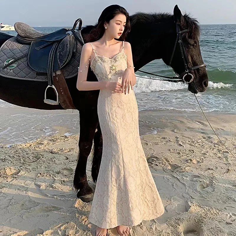 Luxury Designer Embroidery Women Party Dress Elegant Summer Spaghetti Strap Beading Jacquard Sexy Backless Mermaid Long Dresses
Luxury Designer Embroidery Women Party Dress Elegant Summer Spaghetti Strap Beading Jacquard Sexy Backless Mermaid Long Dresses