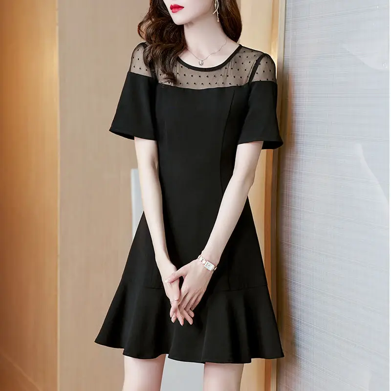 Vintage Temperament Large Size 2024 Summer Women Patchwork Net Yarn Corset Slim Strapless Black Short Sleeved Affordable Dress
Vintage Temperament Large Size 2024 Summer Women Patchwork Net Yarn Corset Slim Strapless Black Short Sleeved Affordable Dress