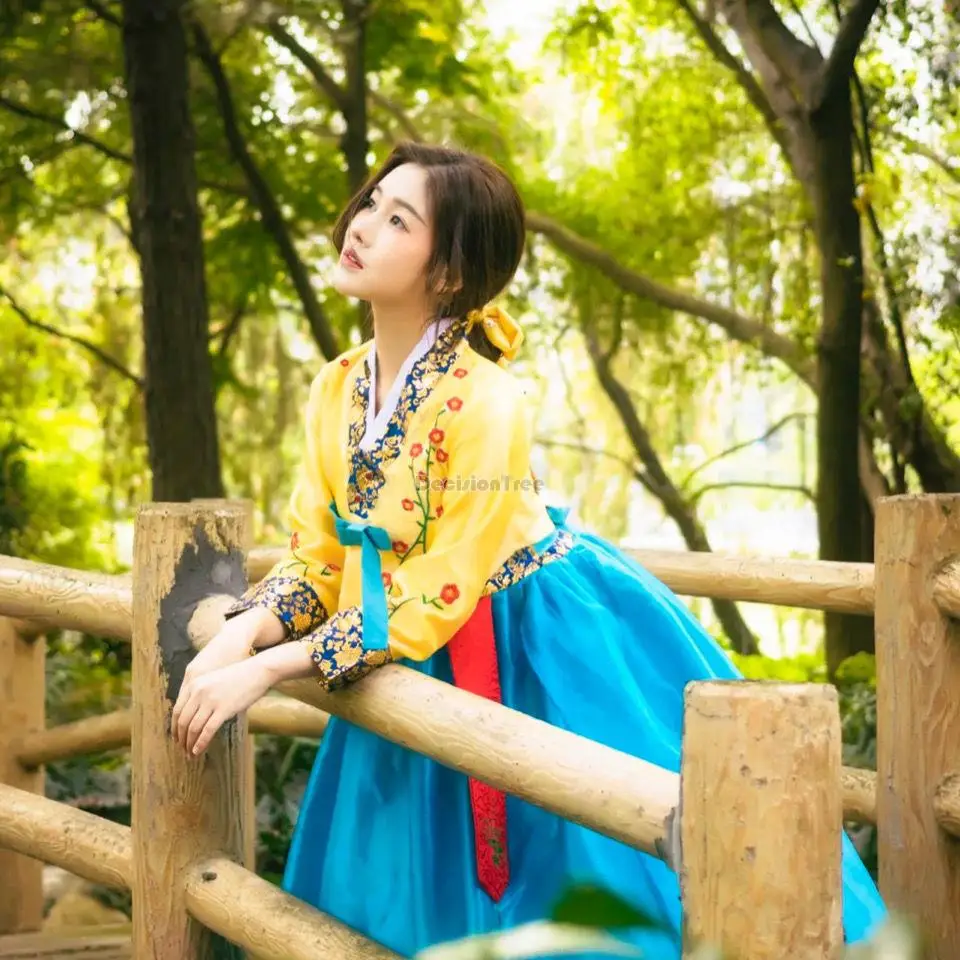 2023 women hanbok performance costume hanbok national style costume korean traditional embroidery dance costume dress s690
2023 women hanbok performance costume hanbok national style costume korean traditional embroidery dance costume dress s690