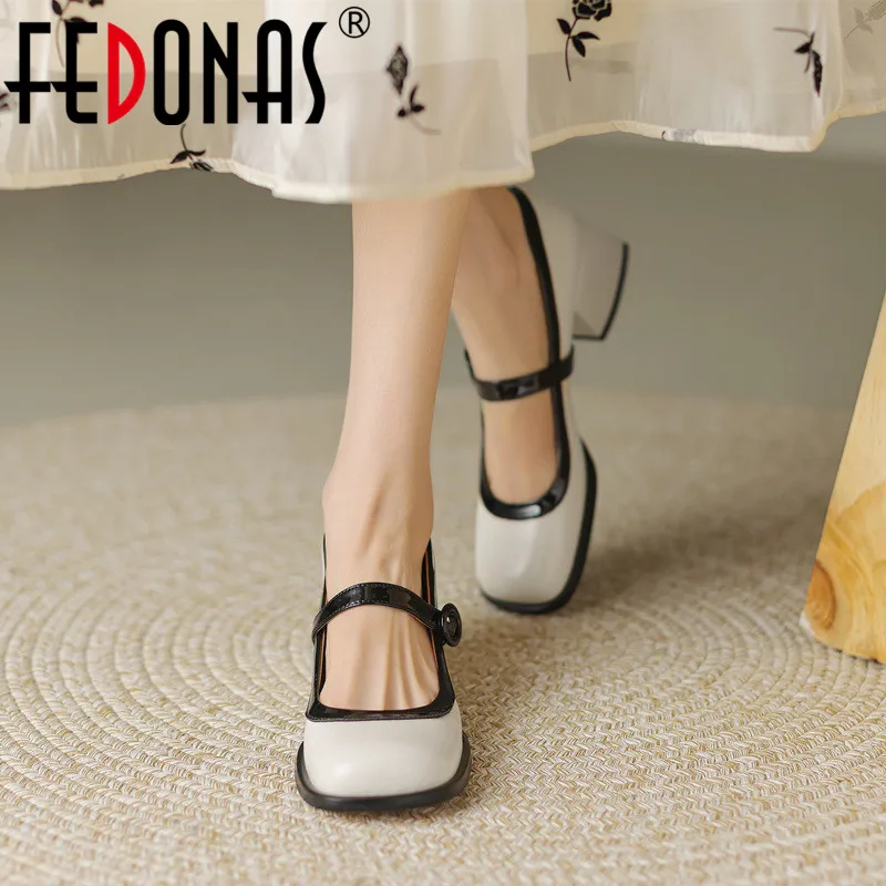 FEDONAS 2023 Women Pumps Mixed Colors Buckle Strap Casual Basic Shoes Woman Spring Summer Genuine Leather Thick Heels Mary Janes
FEDONAS 2023 Women Pumps Mixed Colors Buckle Strap Casual Basic Shoes Woman Spring Summer Genuine Leather Thick Heels Mary Janes
