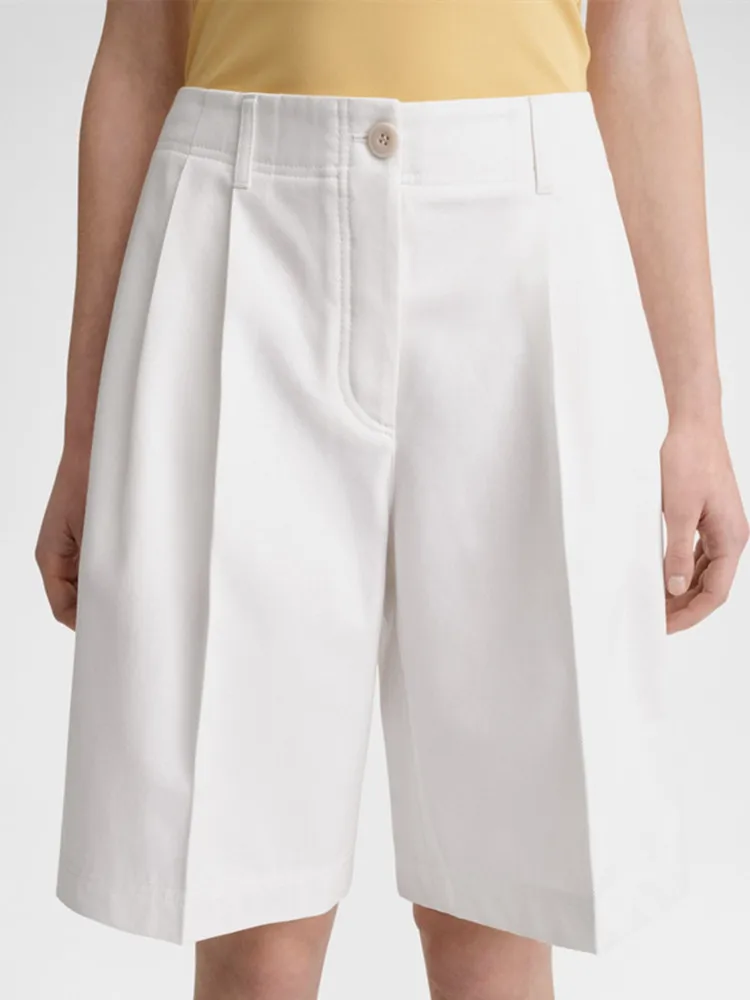 White or Black Women Cotton Shorts Summer New 2024 Casual Pleated Straight Buttons Pants for Ladies All-Match
White or Black Women Cotton Shorts Summer New 2024 Casual Pleated Straight Buttons Pants for Ladies All-Match