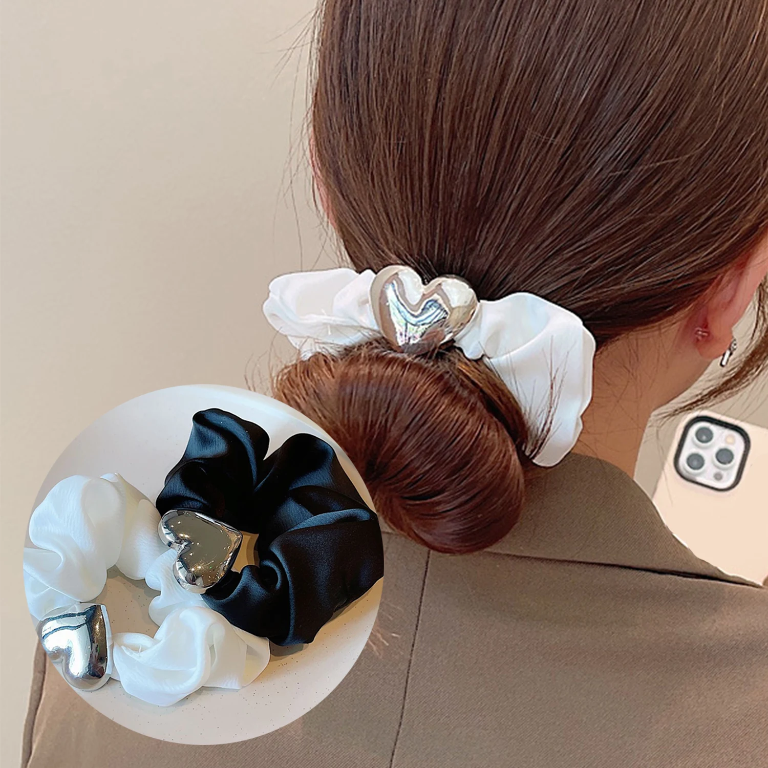 2023 Elegant Metal Love Elastic Scrunchies Fashion Heart Hair Rope Ponytail Hair Bands For Girls Hair Ties Hair Accessories
2023 Elegant Metal Love Elastic Scrunchies Fashion Heart Hair Rope Ponytail Hair Bands For Girls Hair Ties Hair Accessories