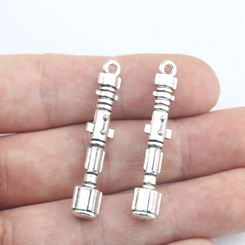 8Pcs 8*40mm Antique Silver Color Iron Tower Charms Special Necklace Handcraft Pendant Accessory Charms For Jewelry Making
8Pcs 8*40mm Antique Silver Color Iron Tower Charms Special Necklace Handcraft Pendant Accessory Charms For Jewelry Making