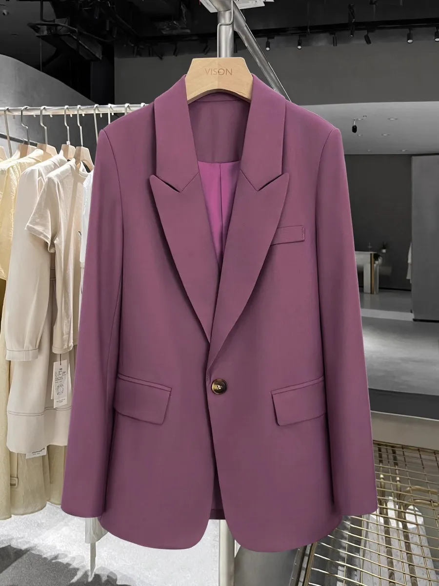 Autumn and winter women's casual solid color single button pocket decorative jacket
Autumn and winter women's casual solid color single button pocket decorative jacket