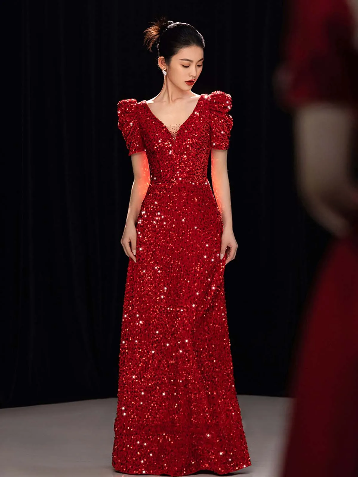 Wine Red Bridesmaid Dresses Sequin French Style Bow Puff Sleeve Backless A-Line V Neck Shiny Toast Evening Prom Party Gowns New
Wine Red Bridesmaid Dresses Sequin French Style Bow Puff Sleeve Backless A-Line V Neck Shiny Toast Evening Prom Party Gowns New