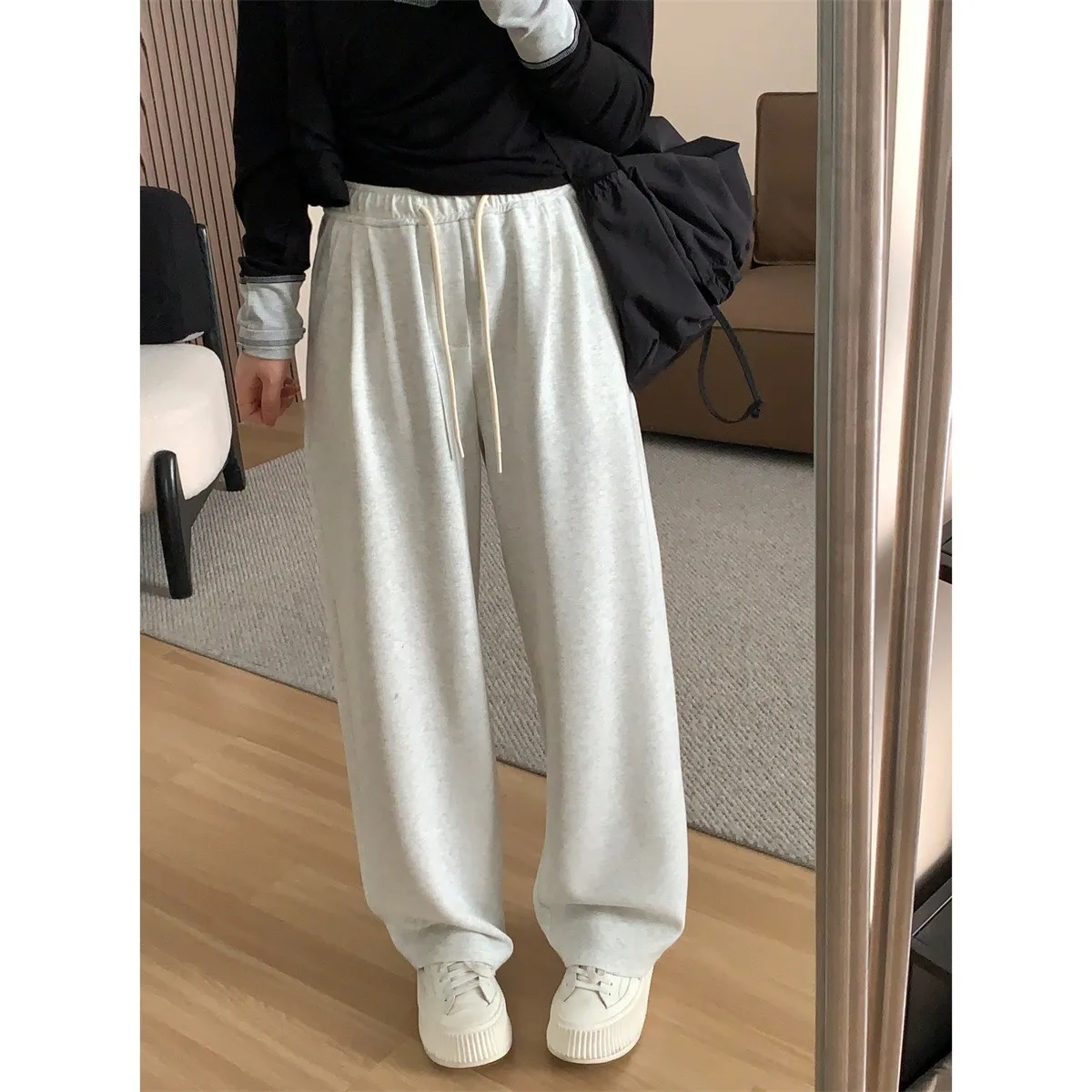 Light Gray White Curved Pants Women's Spring Summer Thin Loose Slim Fit Sweatpant
Light Gray White Curved Pants Women's Spring Summer Thin Loose Slim Fit Sweatpant