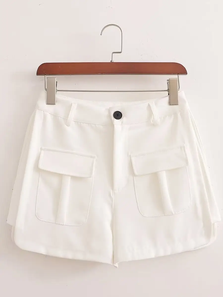 XEASY 2023 NEW Summer Women White Button Pockets Decoration Casual Vintage Streewear Loose Shorts
XEASY 2023 NEW Summer Women White Button Pockets Decoration Casual Vintage Streewear Loose Shorts