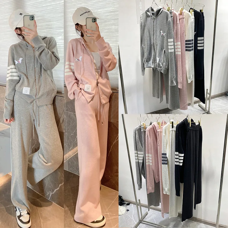 Shio TB Four-bar Cherry Blossom Pink Hooded Jacket Straight Pants Casual Sportswear Suit Women's Loose Spring Two-piece Set
Shio TB Four-bar Cherry Blossom Pink Hooded Jacket Straight Pants Casual Sportswear Suit Women's Loose Spring Two-piece Set