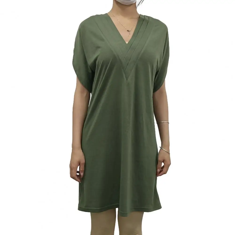 Solid Color Dress Soft Breathable V Neck Mini Dress with Pleated Bat Sleeves for Women Loose Solid Color Commute Dress Above
Solid Color Dress Soft Breathable V Neck Mini Dress with Pleated Bat Sleeves for Women Loose Solid Color Commute Dress Above