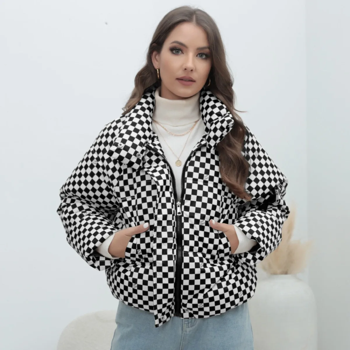Women's Cotton Jacket New Oversized Women's Jacket Break Stand Collar Warm Down Cotton Checkerboard Fitting Jacket Parkas
Women's Cotton Jacket New Oversized Women's Jacket Break Stand Collar Warm Down Cotton Checkerboard Fitting Jacket Parkas