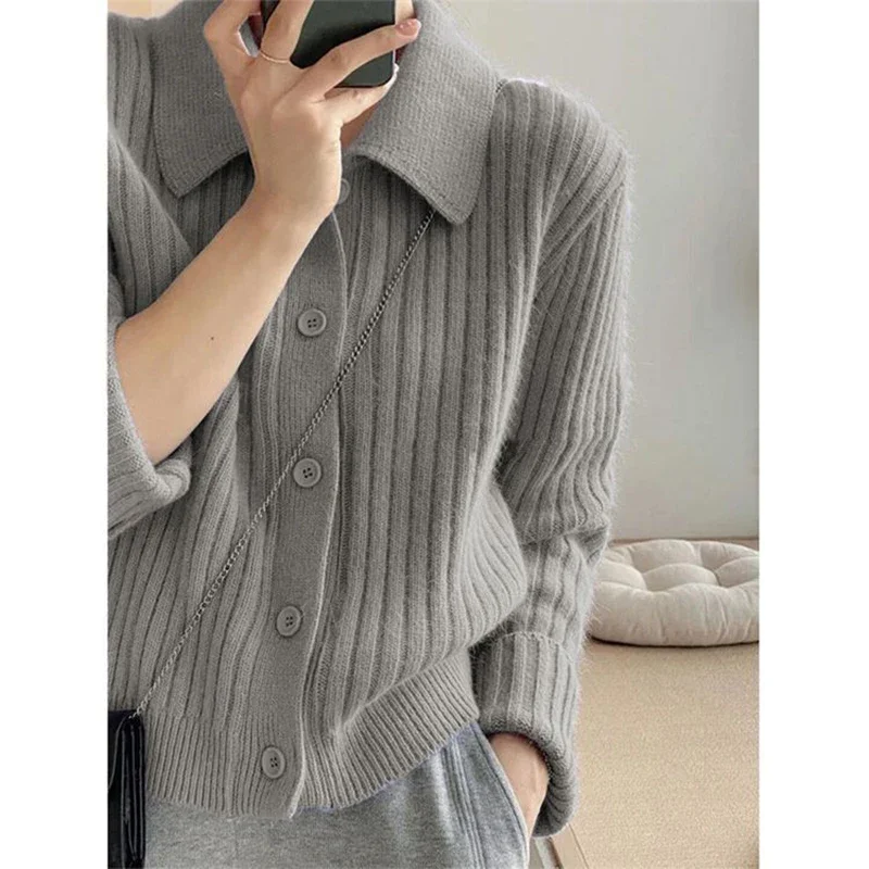 Women Cardigans 2023 Autumn Winter Single Breasted Knitwears Long Sleeve Warm Knit Cardigan Korean Fashion Spring casual Sweater
Women Cardigans 2023 Autumn Winter Single Breasted Knitwears Long Sleeve Warm Knit Cardigan Korean Fashion Spring casual Sweater