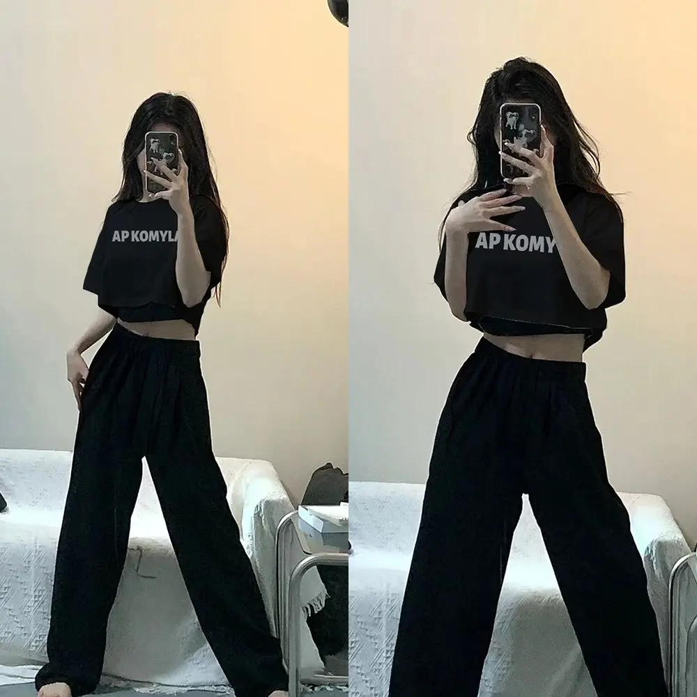 Hip-hop top, hot girl design, navel-baring short-sleeved vest, loose wide-leg pants, three-piece jazz dance set
Hip-hop top, hot girl design, navel-baring short-sleeved vest, loose wide-leg pants, three-piece jazz dance set
