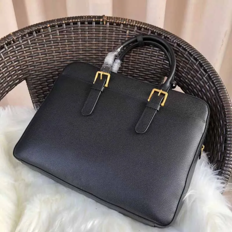 T Briefcases Luxury Brand Business Black Leather Laptop Handbag Large Capacity Computer Men's Travel Office Handbags
T Briefcases Luxury Brand Business Black Leather Laptop Handbag Large Capacity Computer Men's Travel Office Handbags