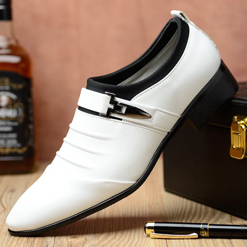 Men Dress Shoes Slip on Black Leather Shoes for Men Plus Size Point Toe Business Casual Men Formal Shoes for Wedding Tênis
Men Dress Shoes Slip on Black Leather Shoes for Men Plus Size Point Toe Business Casual Men Formal Shoes for Wedding Tênis