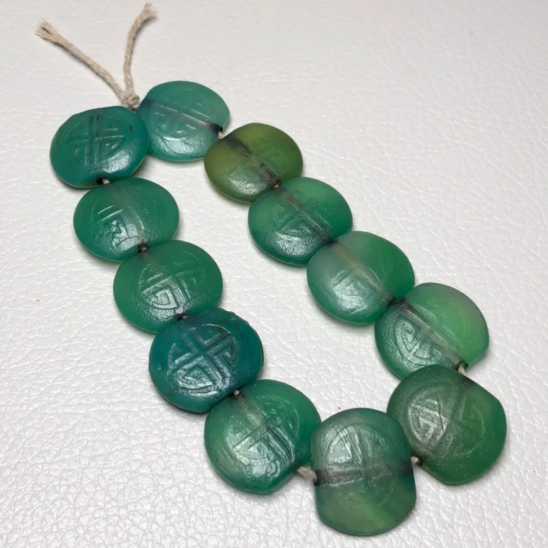 Браслет из бисера с зеленым агатом, 21 х18 мм
Браслет из бисера с зеленым агатом, 21 х18 мм