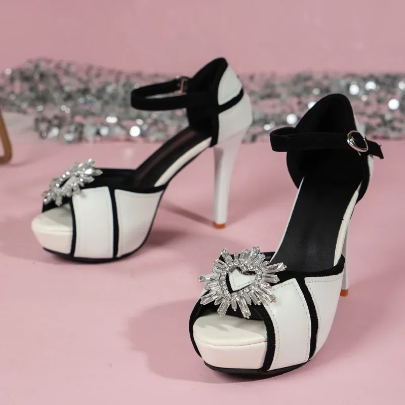 

Summer one line buckle women's sandals in large size, fashionable high heels, sexy slim heels, color blocking high heels