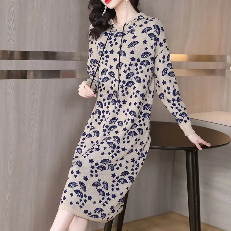 Women Fashion Loose Knit Dress 2023 New Autumn Winter Clothes Casual Hooded Print Female Knee-length Long Bottom Sweater Dresses
Women Fashion Loose Knit Dress 2023 New Autumn Winter Clothes Casual Hooded Print Female Knee-length Long Bottom Sweater Dresses