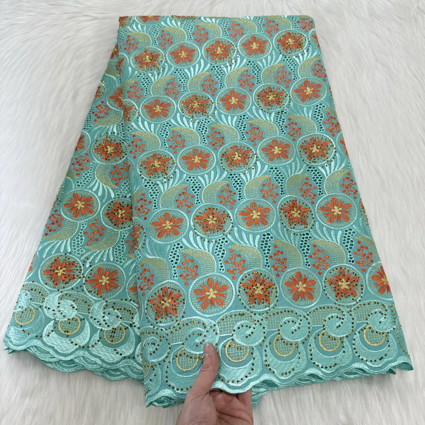 Nigeria Lace Fabric 2024 High Quality African Cotton Lace Embroidered Swiss Voile Lace Fabric for Sewing Wedding Dresses 5Yards
Nigeria Lace Fabric 2024 High Quality African Cotton Lace Embroidered Swiss Voile Lace Fabric for Sewing Wedding Dresses 5Yards