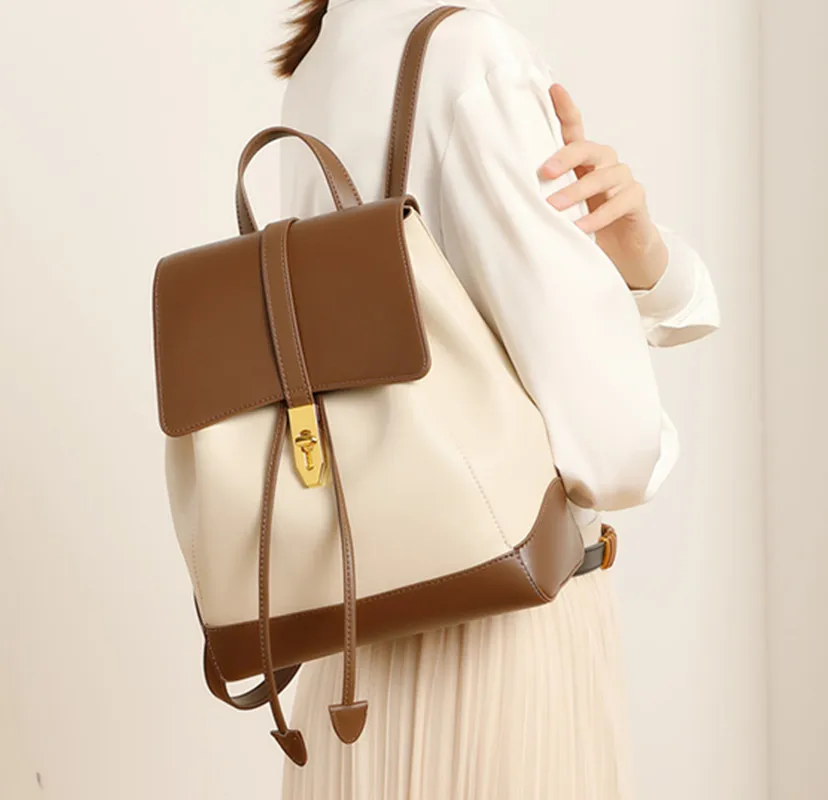 Luxury women's bag genuine leather backpack 25*12*29cm retro British college style large capacity solid color college student ba
Luxury women's bag genuine leather backpack 25*12*29cm retro British college style large capacity solid color college student ba