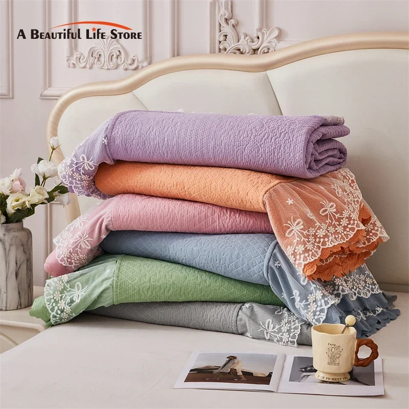 

3Pcs Grey Soft Quilted Bedspread Lace Edge Bed Cover Mattress Topper Coverlet 250x250cm Bed Sheets With Pillowcases Bedding Set