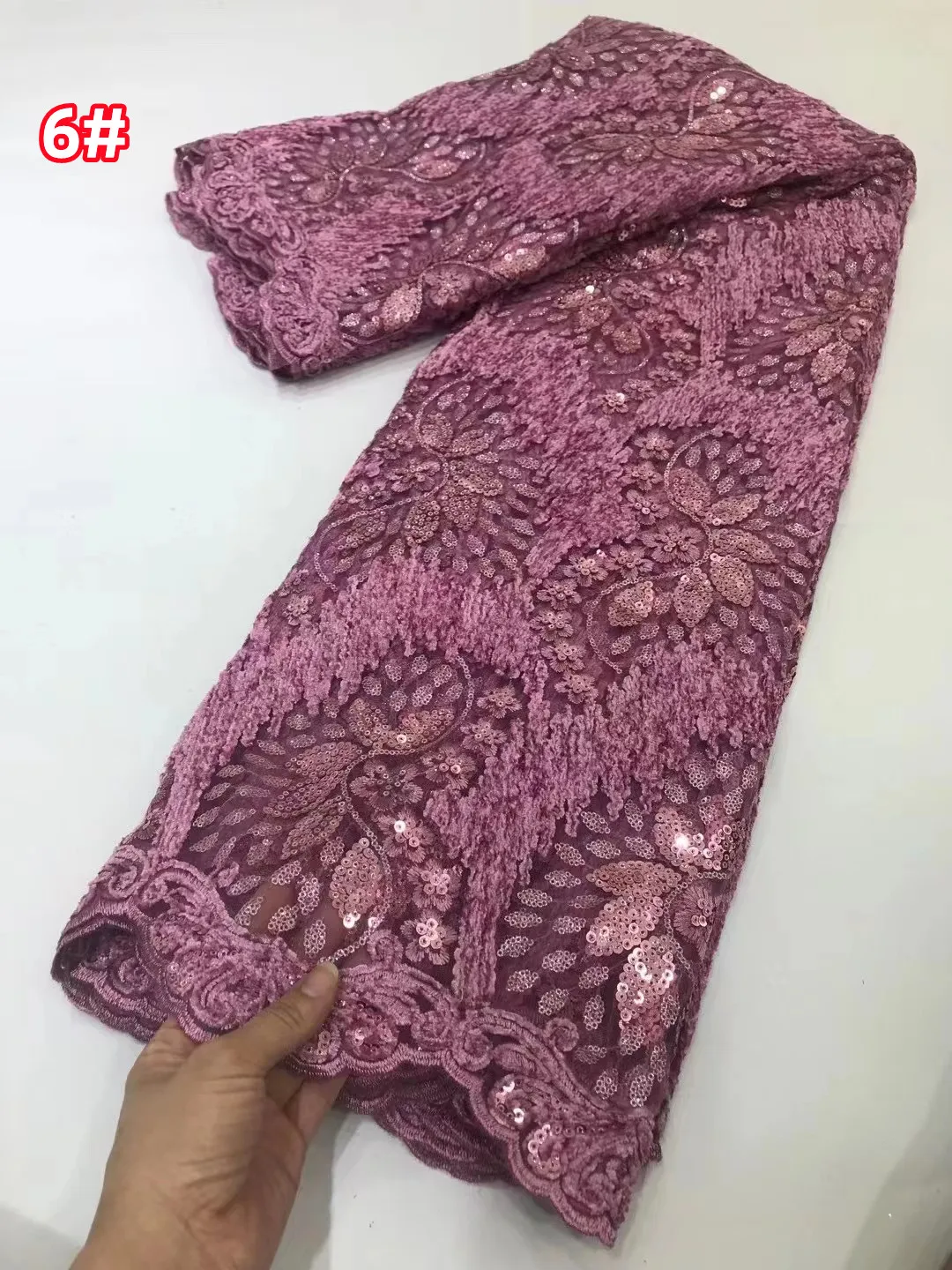 Explosive European-style three-dimensional exquisite handmade sequins embroidered lace, the first choice for small flowers and h
Explosive European-style three-dimensional exquisite handmade sequins embroidered lace, the first choice for small flowers and h