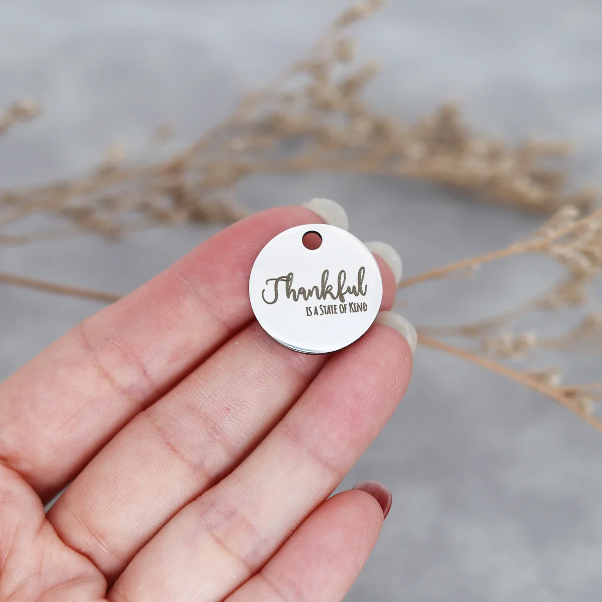 

3pcs Thankful Is A State of Kind Laser Engraved High Polish Mirror Surface Pendant Stainless Steel Charm DIY Bulk Accessorie