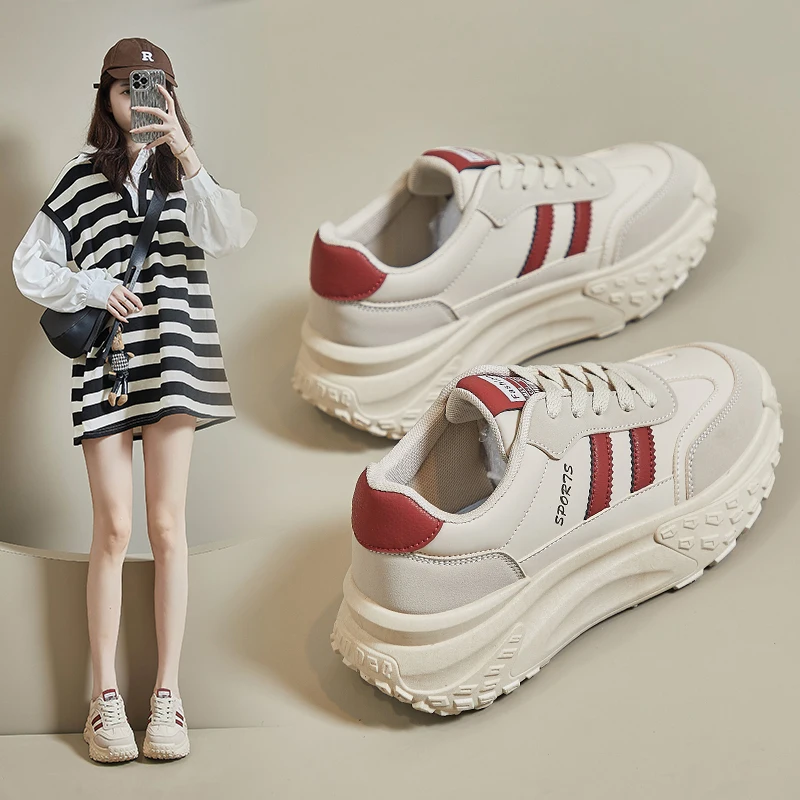 Женские весенние кроссовки для игры в гольф на толстой подошве
Женские весенние кроссовки для игры в гольф на толстой подошве