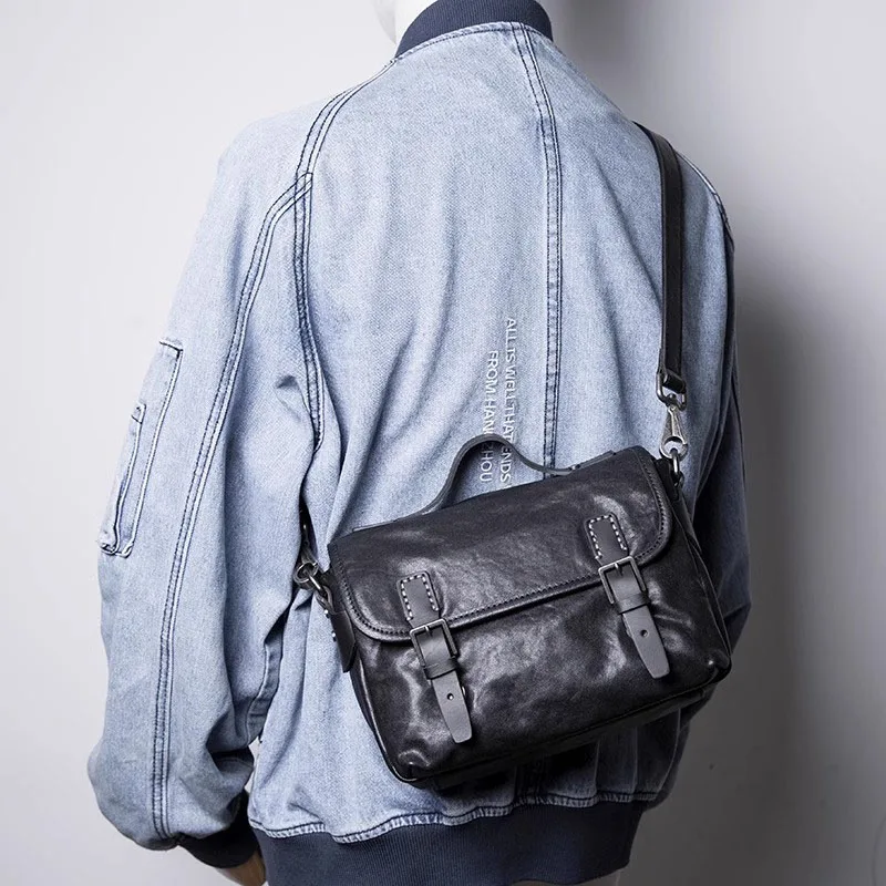 AETOO Handmade retro shoulder bag, men's leather crossbody bag, small bag, casual messenger bag, vegetable tanned leather top la
AETOO Handmade retro shoulder bag, men's leather crossbody bag, small bag, casual messenger bag, vegetable tanned leather top la