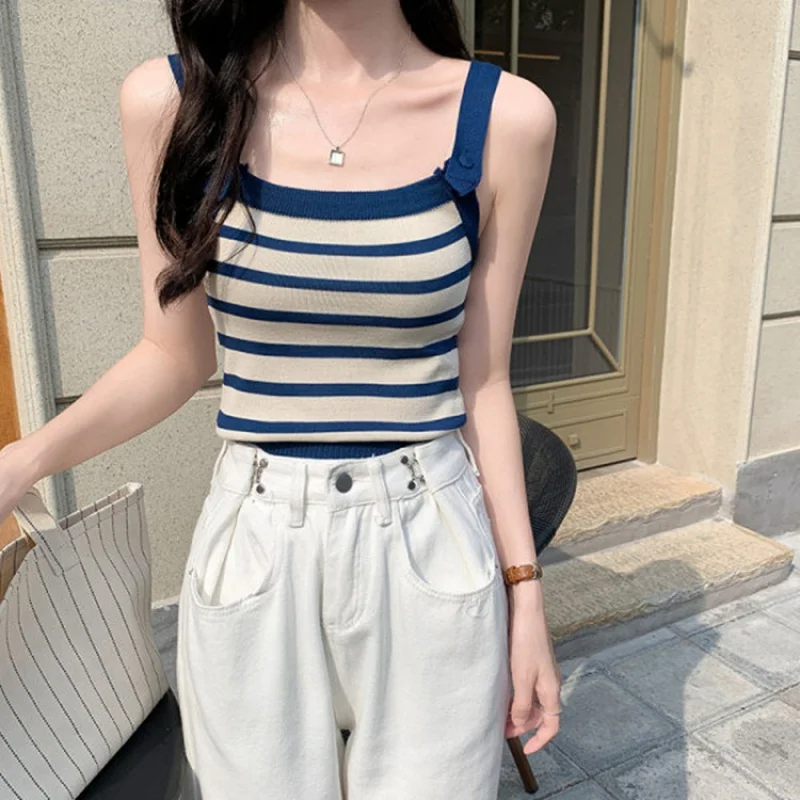 Ice Silk Knitted Small Tank Top Vest Women's Inner Summer Outer Wear Fashionable Striped Waistcoat Wholesale
Ice Silk Knitted Small Tank Top Vest Women's Inner Summer Outer Wear Fashionable Striped Waistcoat Wholesale