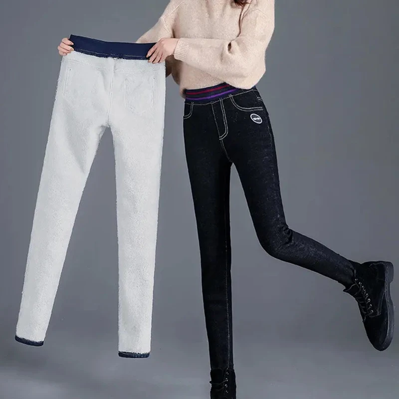 Winter Thickened Warm Women’S Jeans Blue Big Size Classic Straight Denim Trousers 2022 Lady High Waist Stretch Pencil Pants
Winter Thickened Warm Women’S Jeans Blue Big Size Classic Straight Denim Trousers 2022 Lady High Waist Stretch Pencil Pants