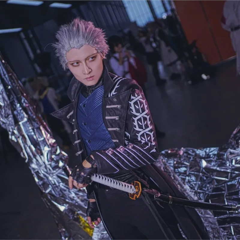 Игровой костюм DMC5 для косплея, искусственная кожа, костюм с ботинками, куртка, жилет, парик вергил, мужской костюм для косплея на Хэллоуин, карнавал
Игровой костюм DMC5 для косплея, искусственная кожа, костюм с ботинками, куртка, жилет, парик вергил, мужской костюм для косплея на Хэллоуин, карнавал