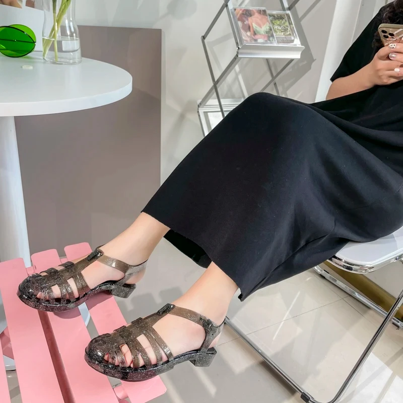 A1803ZXW Shoes Summer White Plastic Sandal for Women Soft Soles Mother Shoes for Women Flat Diamond Beach Shoes Rain Shoes
A1803ZXW Shoes Summer White Plastic Sandal for Women Soft Soles Mother Shoes for Women Flat Diamond Beach Shoes Rain Shoes