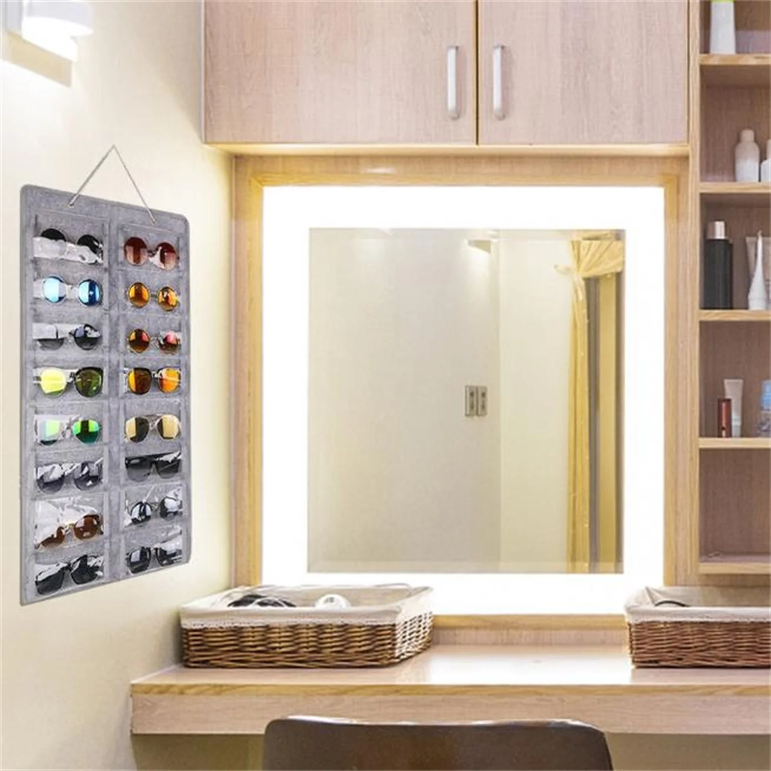 New High Quality 15 Grids Glasses Organizer Storage Wall Hanging Bag Sunglasses Eyeglass Container
New High Quality 15 Grids Glasses Organizer Storage Wall Hanging Bag Sunglasses Eyeglass Container