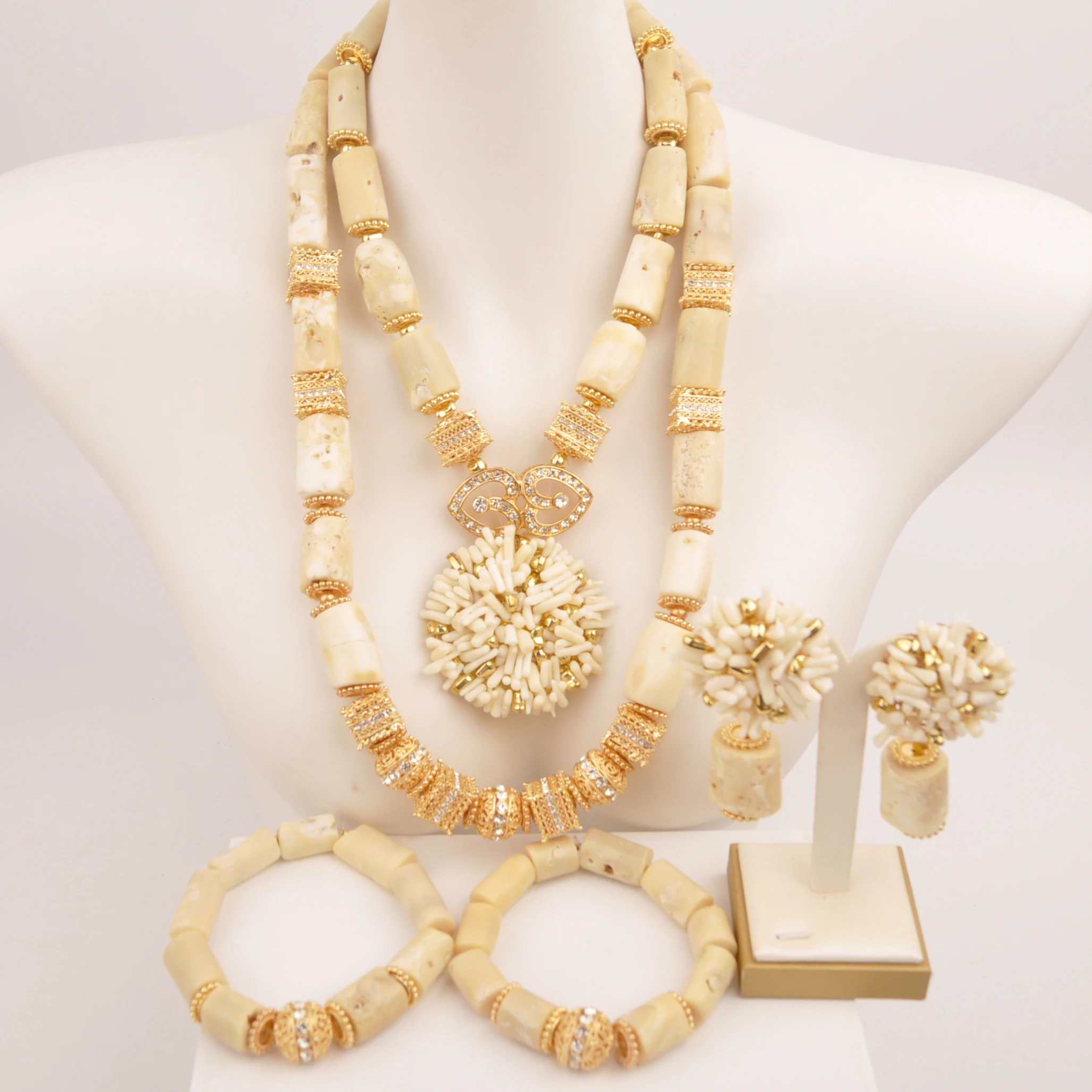 

Nigerian Bride Wedding Jewelry Real White Coral Beads African Jewelry Set