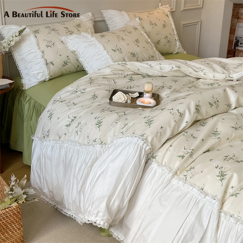 French Vintage Ruffles Patchwork Floral 100% Cotton Bedding Set Duvet Cover Set Bed Sheet Or Bed Sheet Fitted Sheet Pillowcases
French Vintage Ruffles Patchwork Floral 100% Cotton Bedding Set Duvet Cover Set Bed Sheet Or Bed Sheet Fitted Sheet Pillowcases