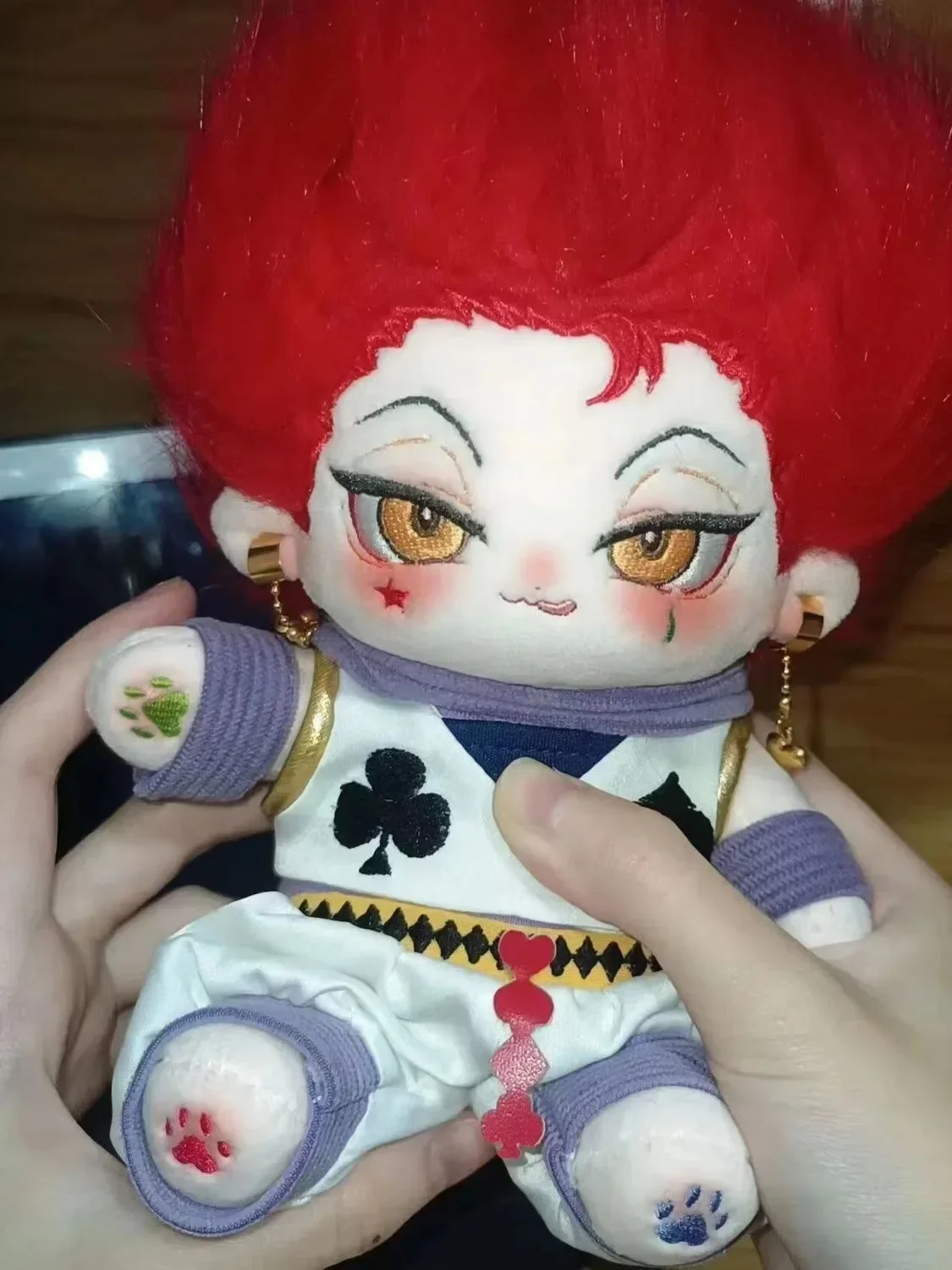 Аниме HUNTER×HUNTER Hisoka, милая мягкая плюшевая хлопковая кукла, наряд для косплея, 20 см, рождественский подарок
Аниме HUNTER×HUNTER Hisoka, милая мягкая плюшевая хлопковая кукла, наряд для косплея, 20 см, рождественский подарок