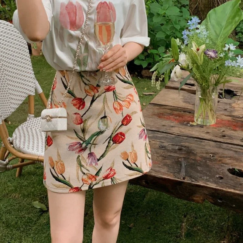 2023 Summer Summer New Pinted Tulip A- Line Skirt Women Slim Elegance Retro Sense Sexy Mini Skirt Woman
2023 Summer Summer New Pinted Tulip A- Line Skirt Women Slim Elegance Retro Sense Sexy Mini Skirt Woman