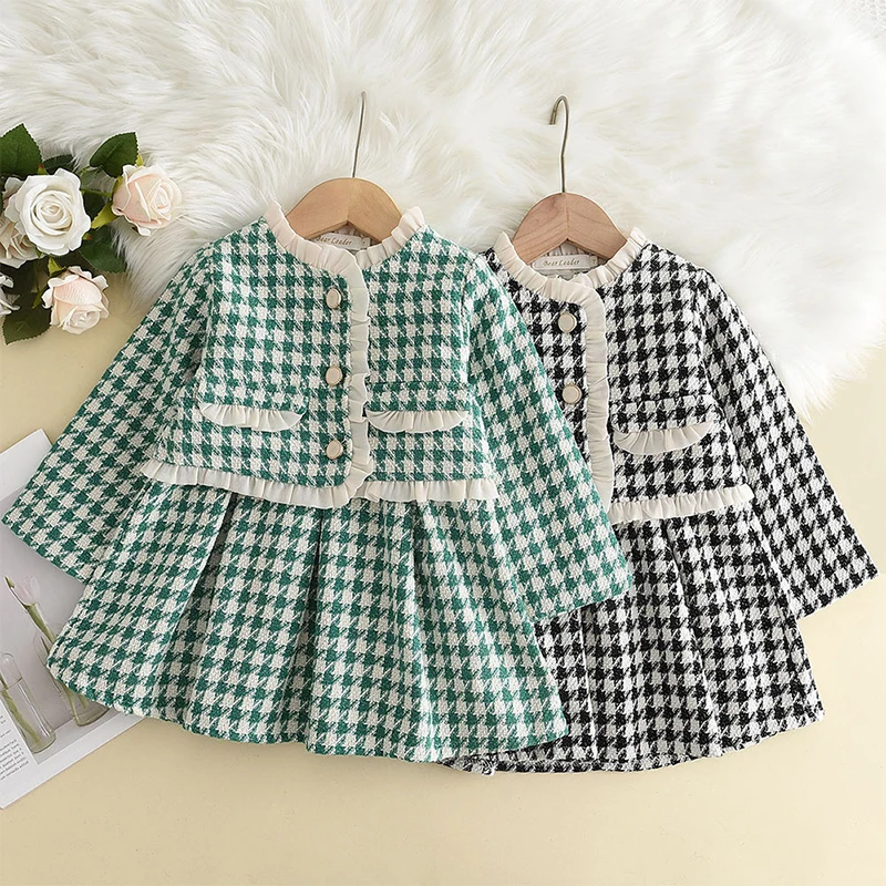 Baby Girls Clothes Set 2-6Y Spring and Autumn New Girls' Checkered Tank Top Dress+Retro Coat Fashion Party Set Girls's Baby Set
Baby Girls Clothes Set 2-6Y Spring and Autumn New Girls' Checkered Tank Top Dress+Retro Coat Fashion Party Set Girls's Baby Set