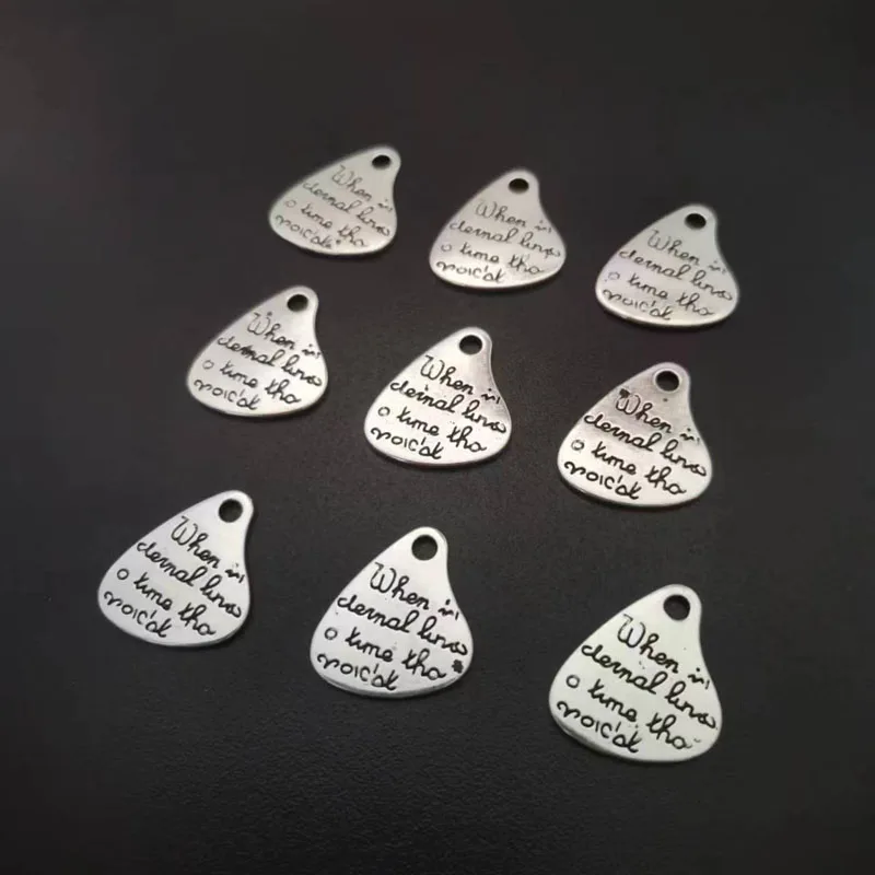 50pcs/lot 15x19mm Zinc Alloy Irregular Letter Charms Pendants For DIY Jewelry Making
50pcs/lot 15x19mm Zinc Alloy Irregular Letter Charms Pendants For DIY Jewelry Making