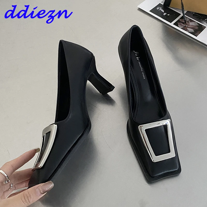 2023 Fashion Metal Elegant Woman Heeled Shoes Square Toe Pumps Ladies High Heels Shoes Sandals Slides Female Shallow Footwear
2023 Fashion Metal Elegant Woman Heeled Shoes Square Toe Pumps Ladies High Heels Shoes Sandals Slides Female Shallow Footwear