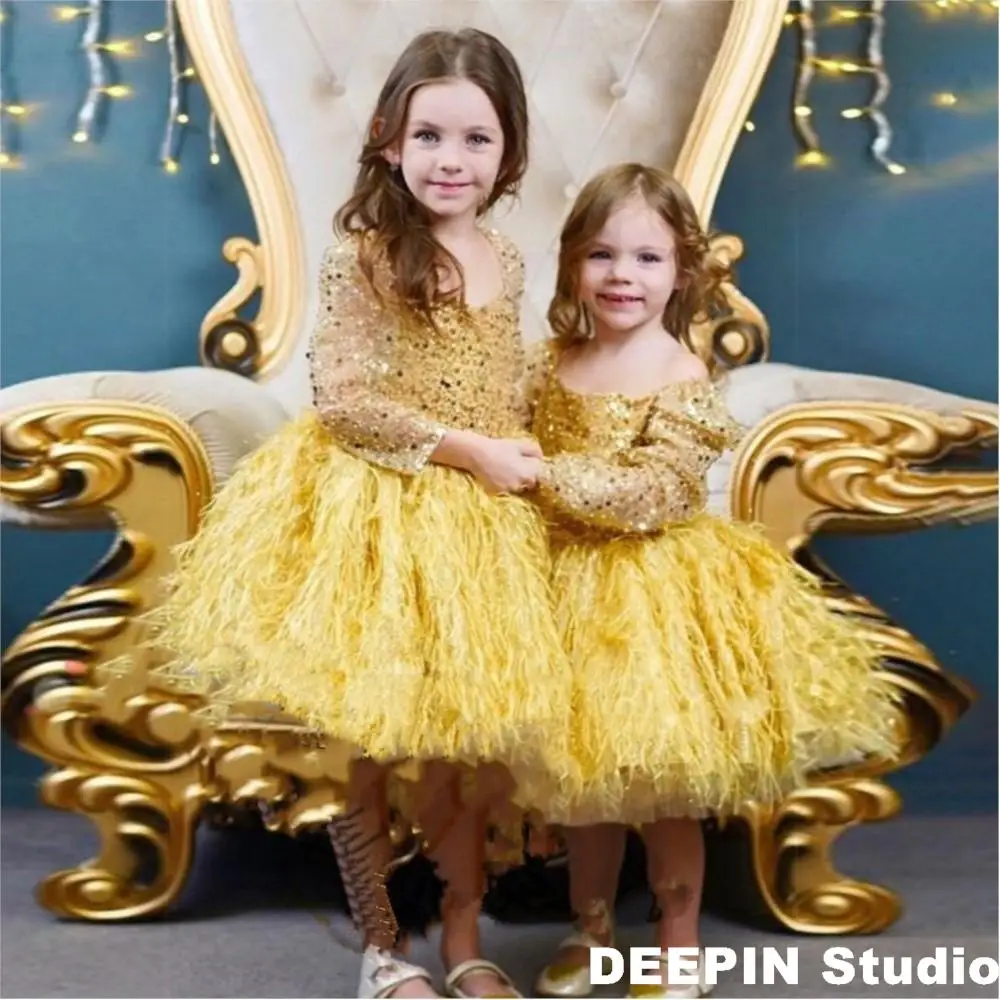 Puff Feather Lush Girl baby Party Dress 2024 NEW Long Sleeve Feather Girl Princess Dress Shiny Luxurious Birthday Wedding Dress
Puff Feather Lush Girl baby Party Dress 2024 NEW Long Sleeve Feather Girl Princess Dress Shiny Luxurious Birthday Wedding Dress