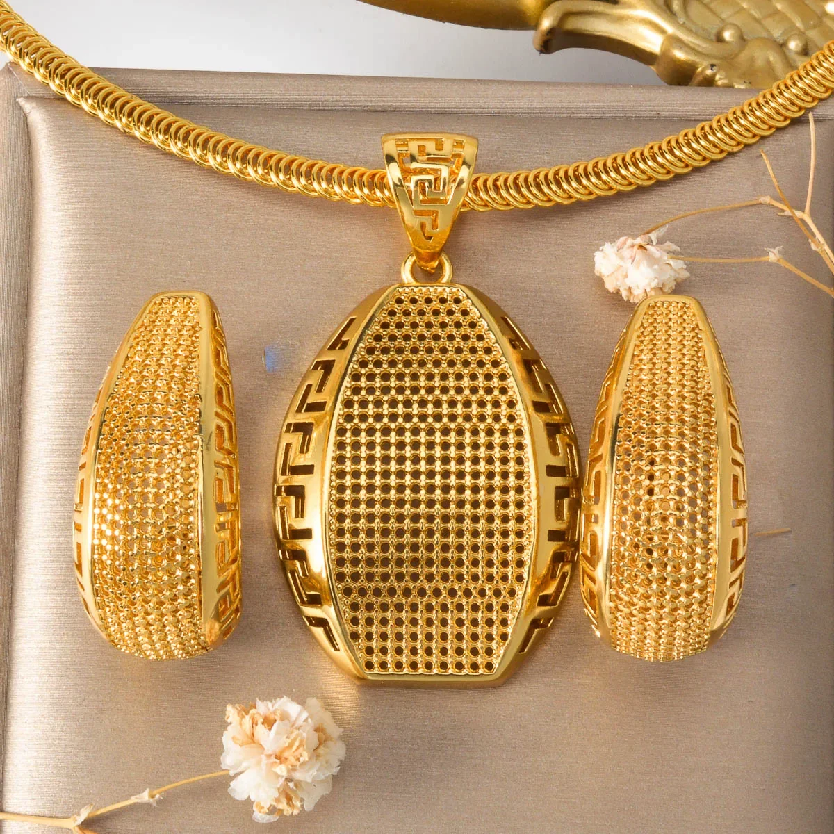 New Style Jewelry Sets Luxury Pendant Earrings Dubai 18k Gold Plated Necklace Party Anniversary Birthday Gifts Accessories 5 Mallzona Sd7df9a112afc44959ef46cf1ee5af786U New Style Jewelry Sets Luxury Pendant Earrings Dubai 18k Gold Plated Necklace Party Anniversary Birthday Gifts Accessories Mallzona