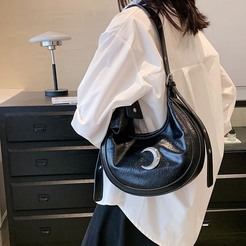Fashion Women Bags Armpit Shoulder Bag Small Shoulder Purse Underarm Bags Brand Clutch Women Hobos Summer Simple Handbags Bolso
Fashion Women Bags Armpit Shoulder Bag Small Shoulder Purse Underarm Bags Brand Clutch Women Hobos Summer Simple Handbags Bolso