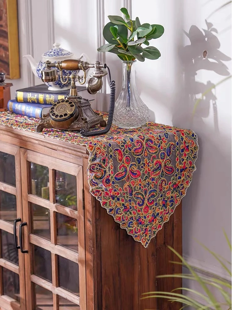 Creative lace Cashew flower embroidery Table flag Runner cloth cover tablecloth Christmas Wedding Table decoration and accessory
Creative lace Cashew flower embroidery Table flag Runner cloth cover tablecloth Christmas Wedding Table decoration and accessory